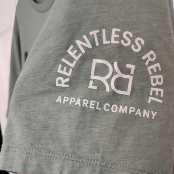 Relentless Rebel 2XL Graphic Tee “I Am The Storm” Green Flag Patriotic Shirt EUC - Picture 4 of 4